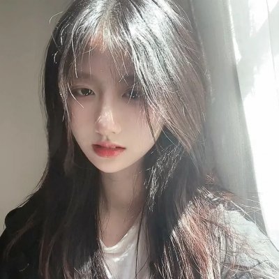 大学新生的秘密生活